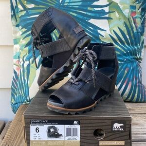 NWOT SOREL Joanie Black/Dark Fog wedge sandals size 6 US, 23cm